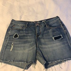 Size 14 !it Tiffany cut off denim shorts